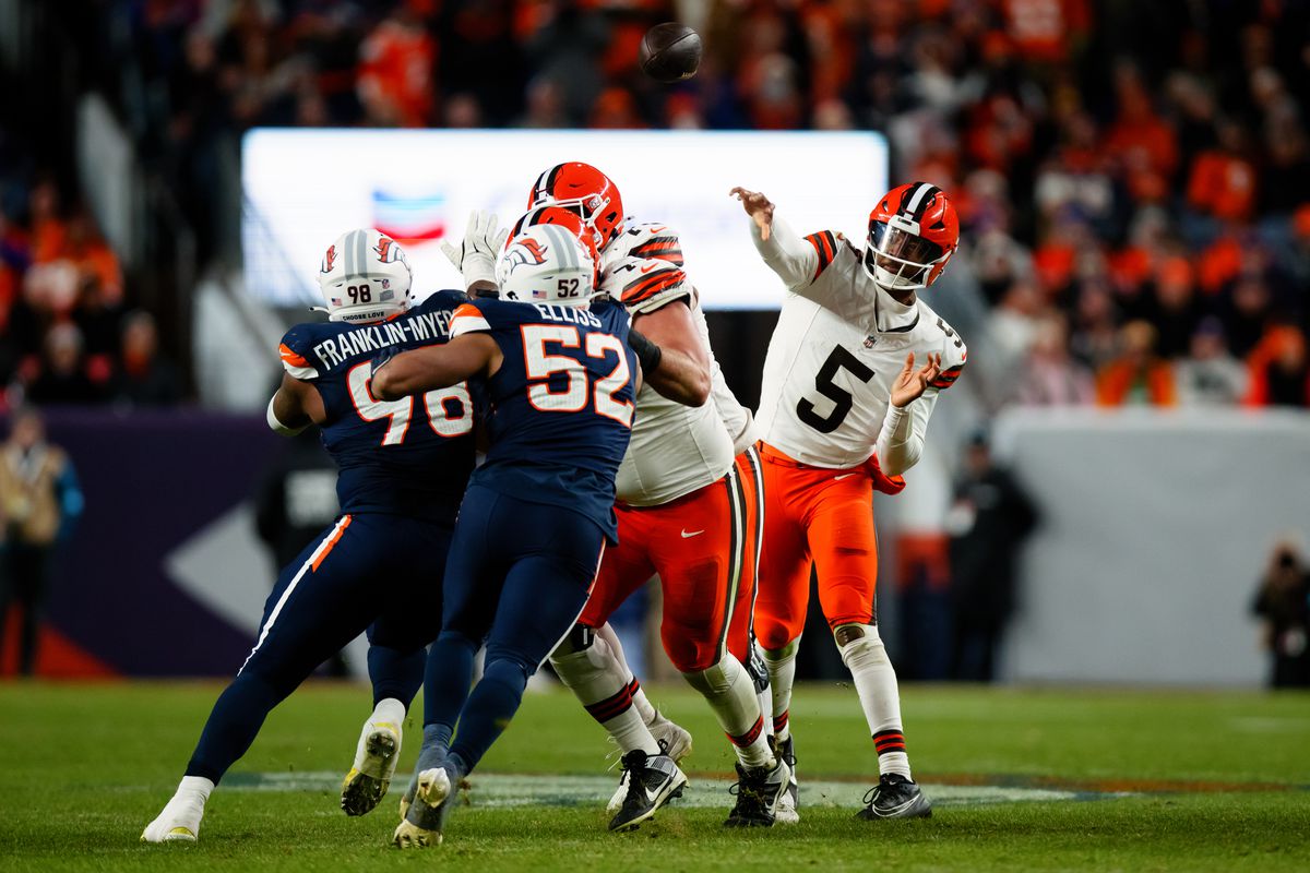 Cleveland Browns v Denver Broncos